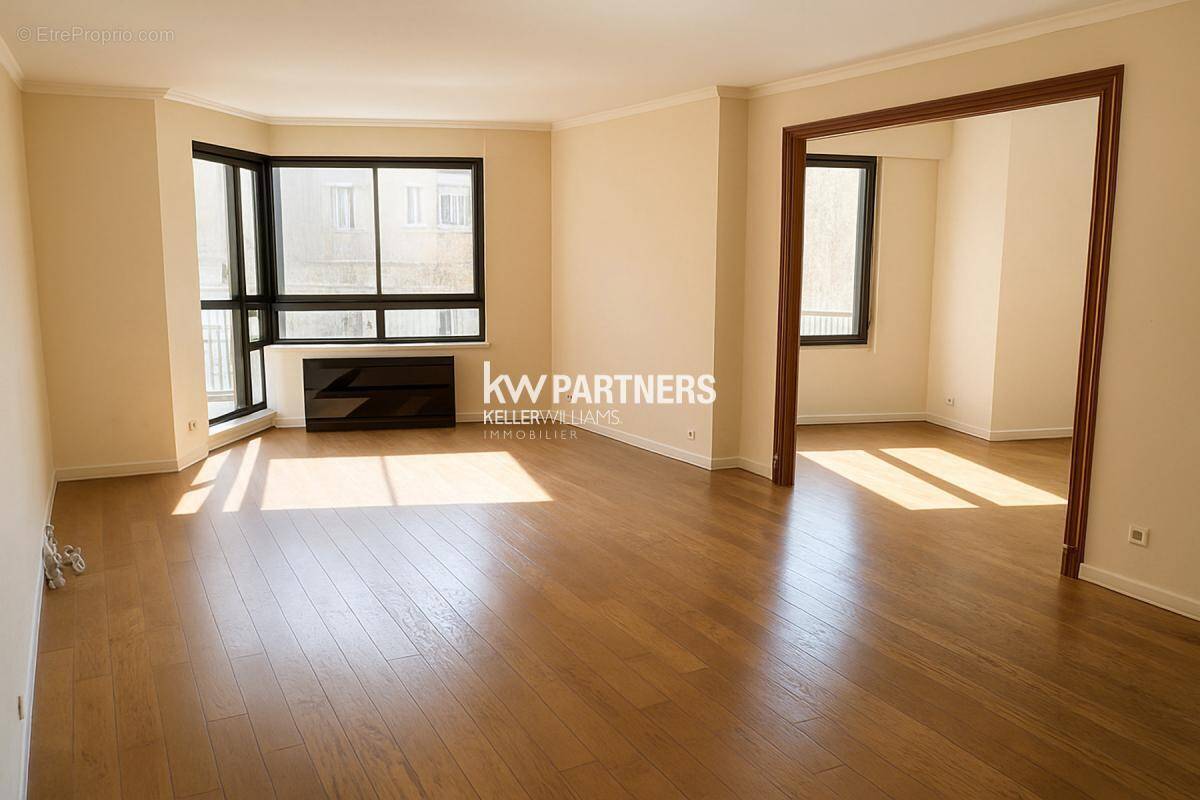 Appartement à PARIS
