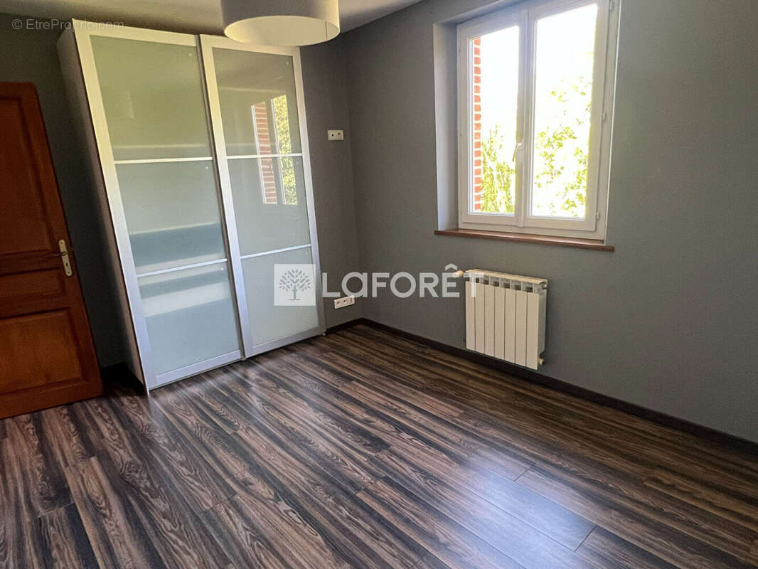 Maison à SAINT-GAUZENS