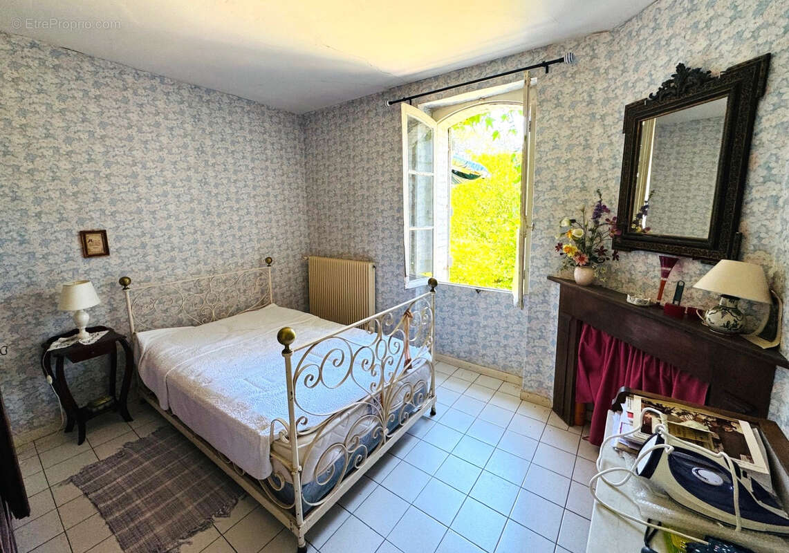 Maison à SAUBRIGUES