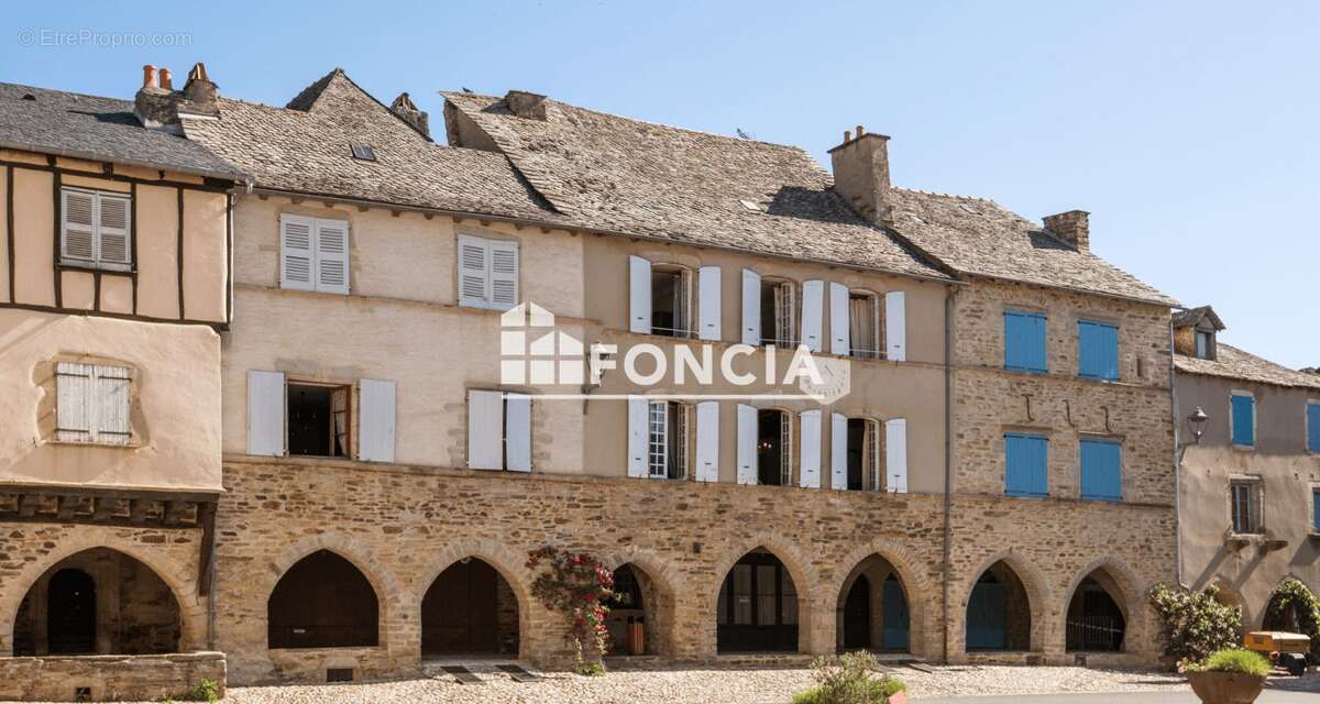 Maison à SAUVETERRE-DE-ROUERGUE