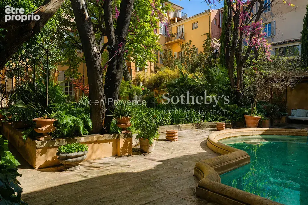 Appartement d'exception avec piscine et jardin au coeur du quartier Mazarin - photo 2