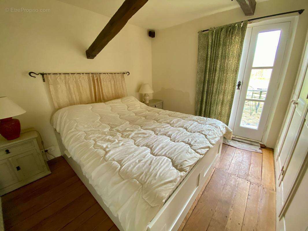 Maison à SAINTE-ALVERE