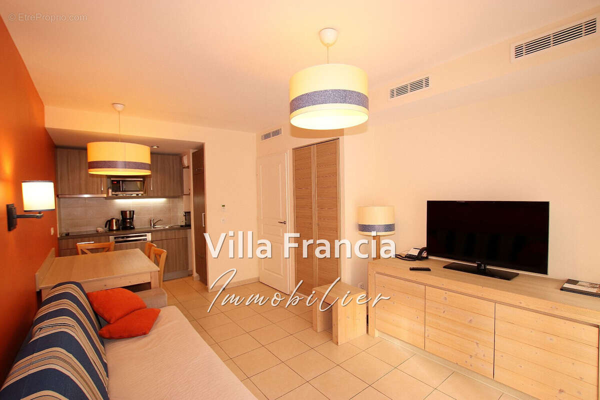 Appartement à ROQUEBRUNE-CAP-MARTIN