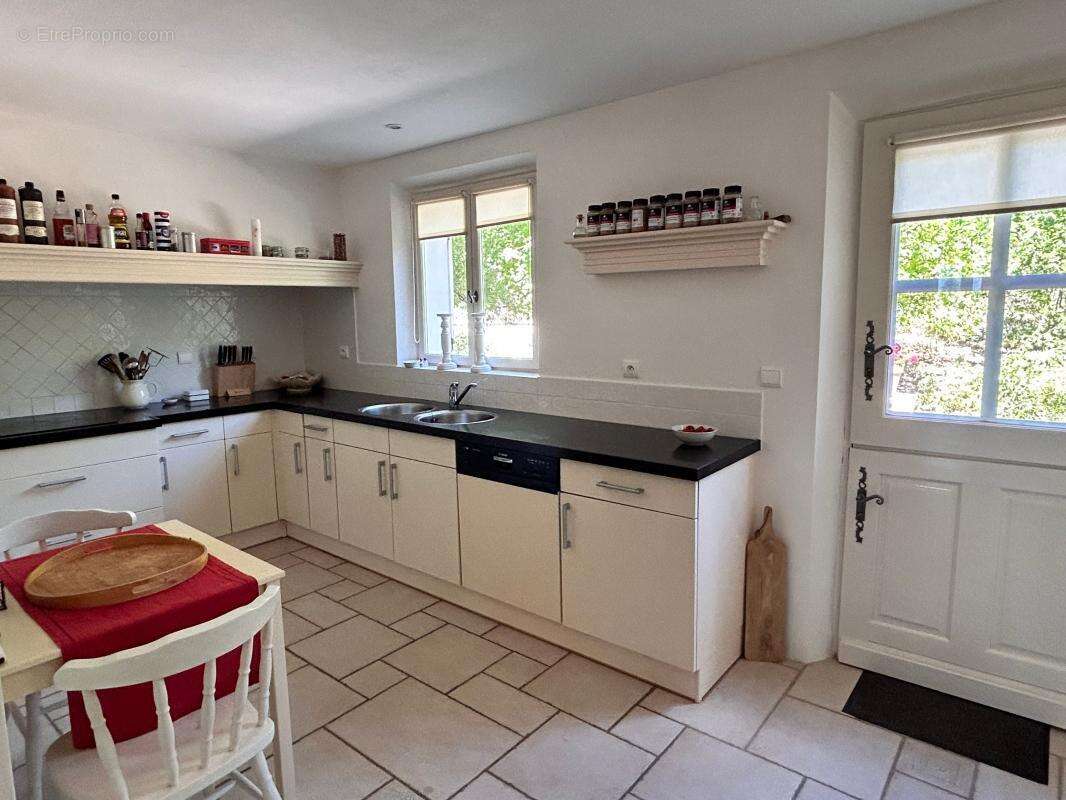 Maison À Vendre - Montbrun-les-Bains - 245 m² - photo 22