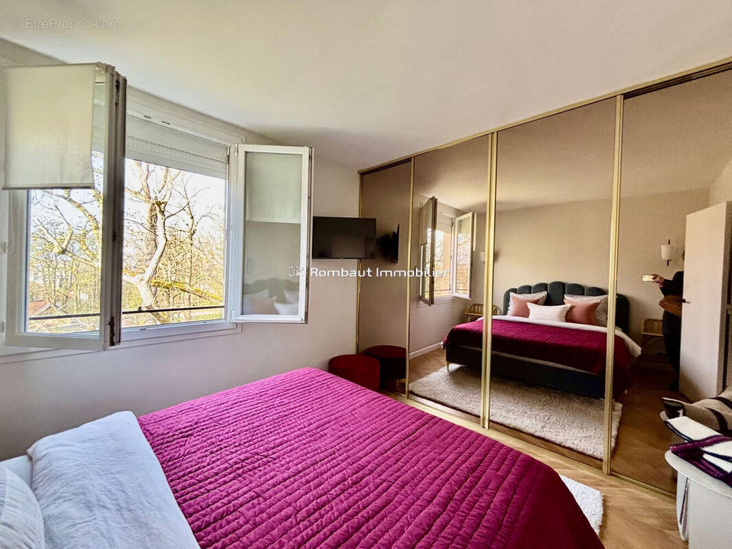 Appartement à LA CELLE-SAINT-CLOUD