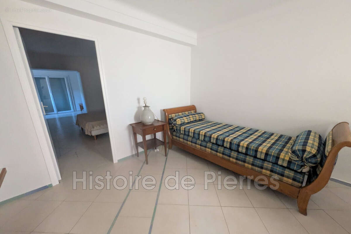 Maison à PLAN-DE-LA-TOUR