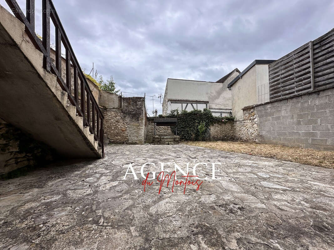 Maison à DONNEMARIE-DONTILLY