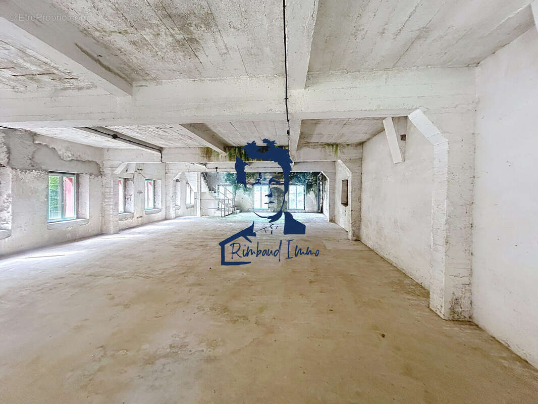 Appartement 450 m² à Bazeilles  - photo 8