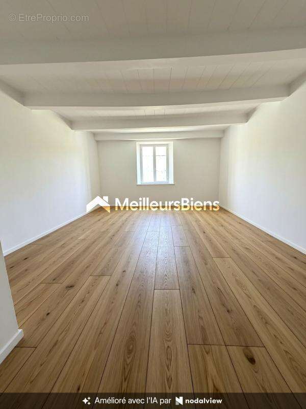 Maison à rénover situé à Montigny le Roi - photo 10