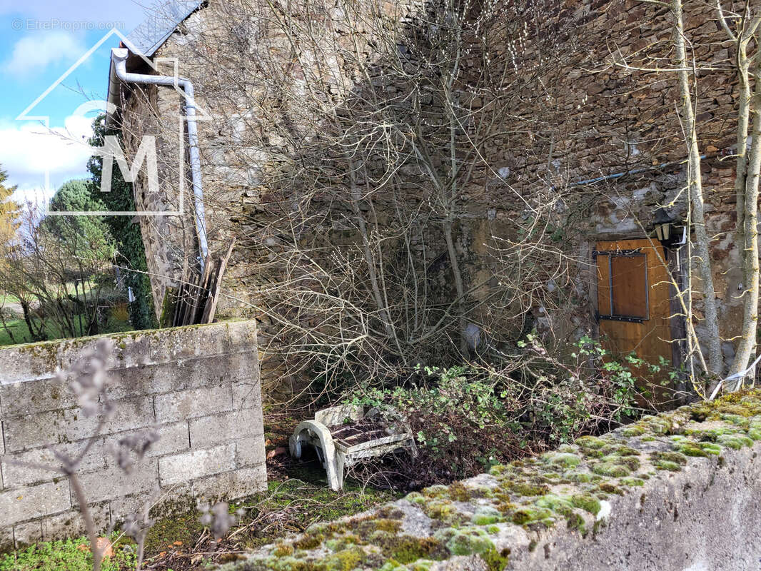 Maison à SAINT-SATURNIN