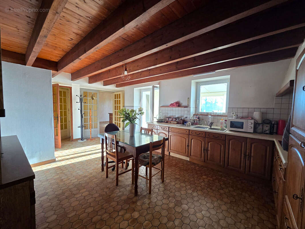 Maison à LE POIRE-SUR-VIE