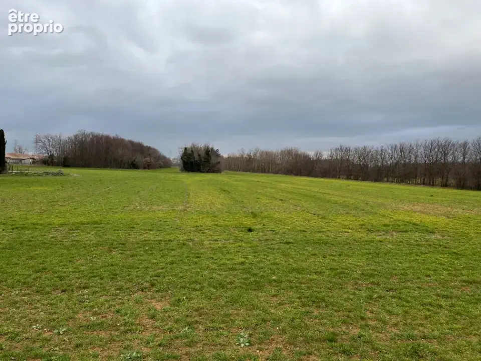 Terrain 604 m² à Valence  - photo 3