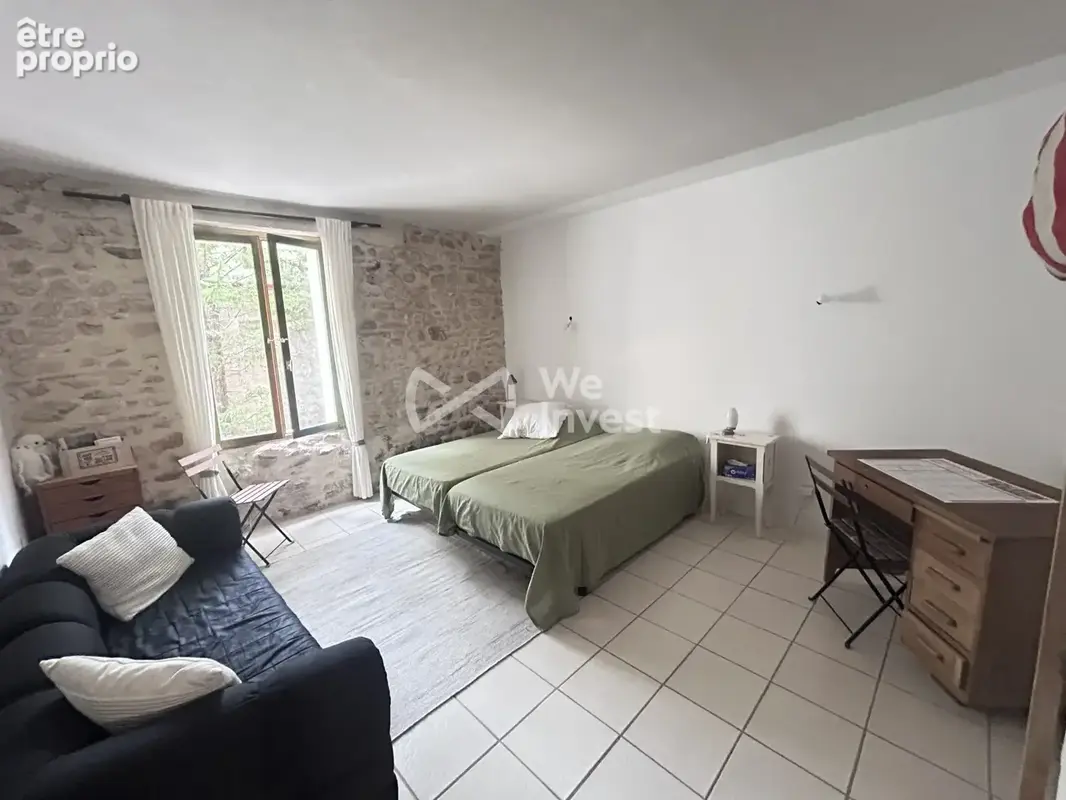CHAMBRE 4
