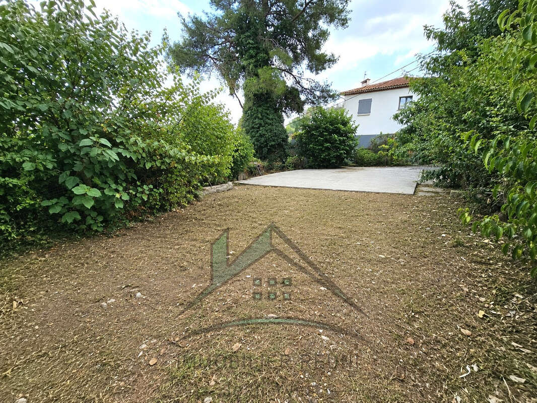 RARE AU RANQUET   Deux terrains constructibles de 571 m2 au total avec cabanon, à deux pas de la plage ! - photo 4