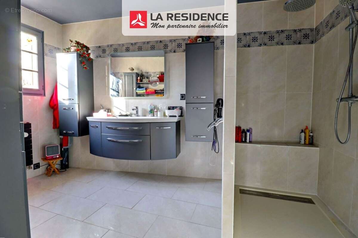Maison 181 m² à Alizay  - photo 7