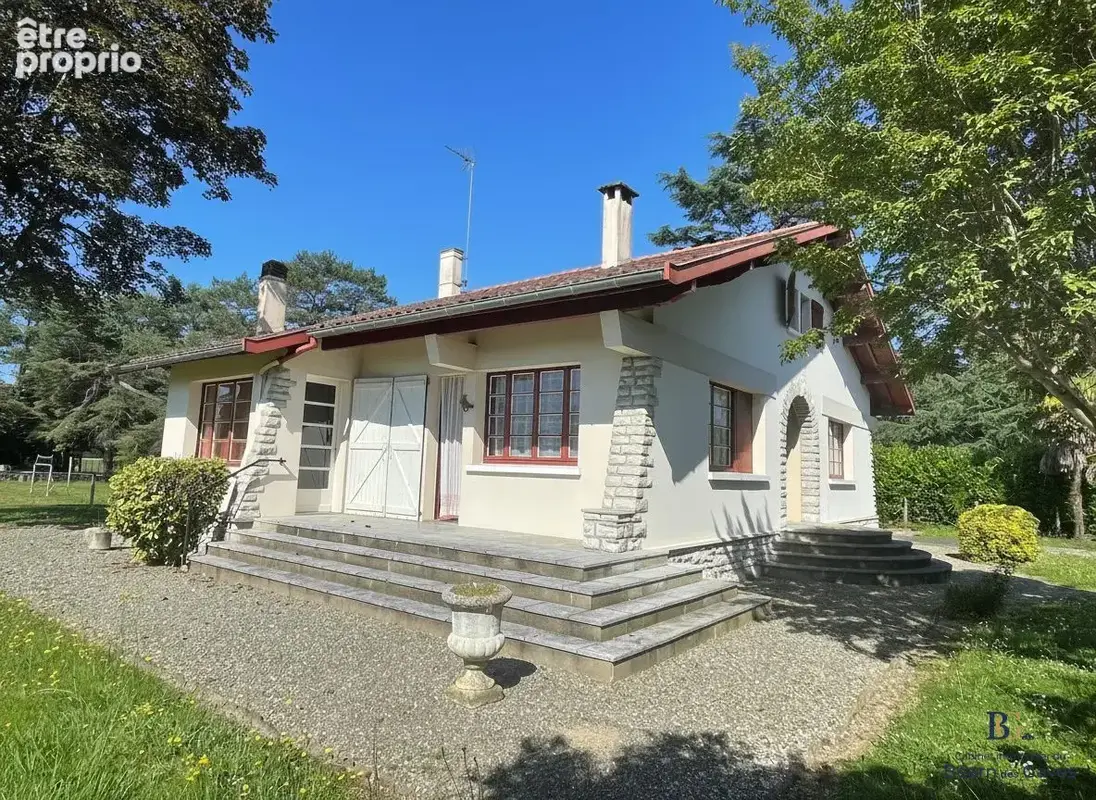 Maison à SAUVETERRE-DE-BEARN