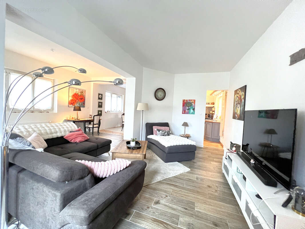 Maison à BAILLEAU-LE-PIN