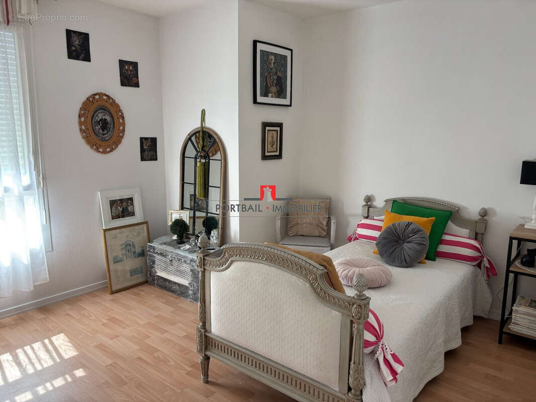 Appartement 64 m² à Saint-Andre-De-Cubzac  - photo 8