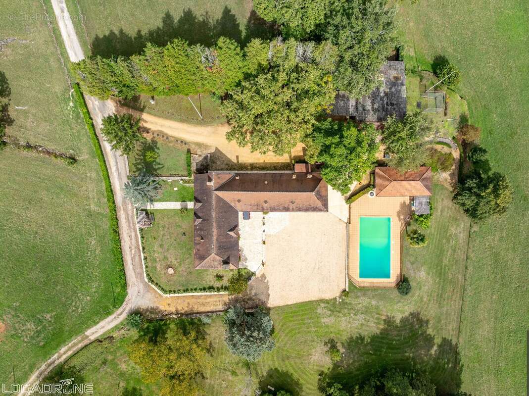 Maison à SARLAT-LA-CANEDA