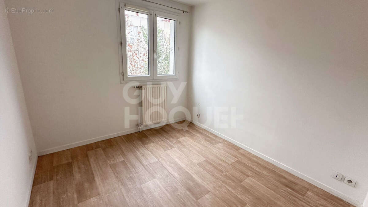 Appartement à NANTERRE