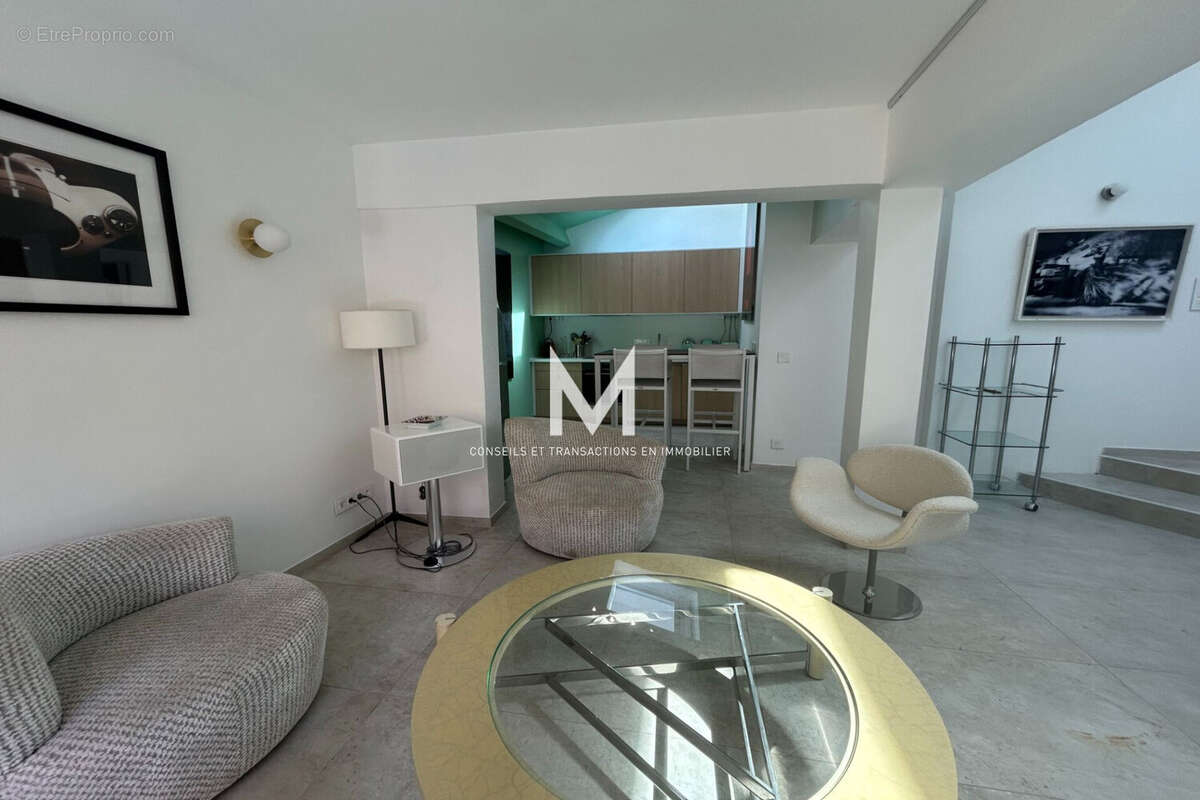 Appartement 83 m² à Sainte-Maxime  - photo 2