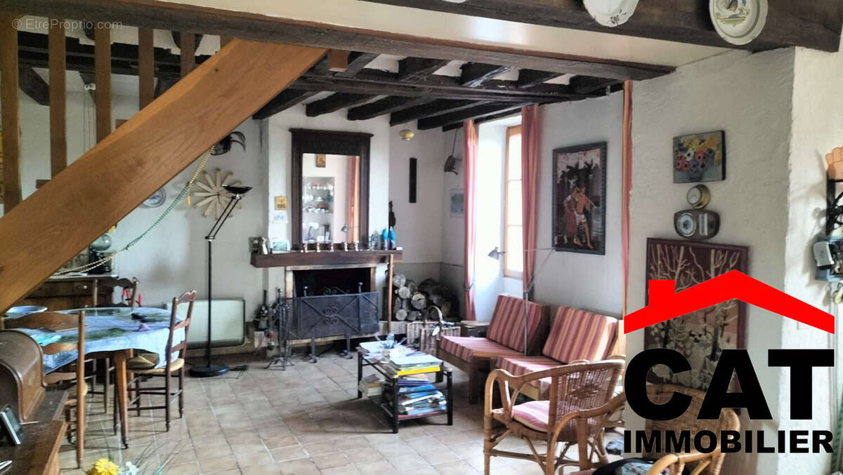 Maison à MONTACHER-VILLEGARDIN