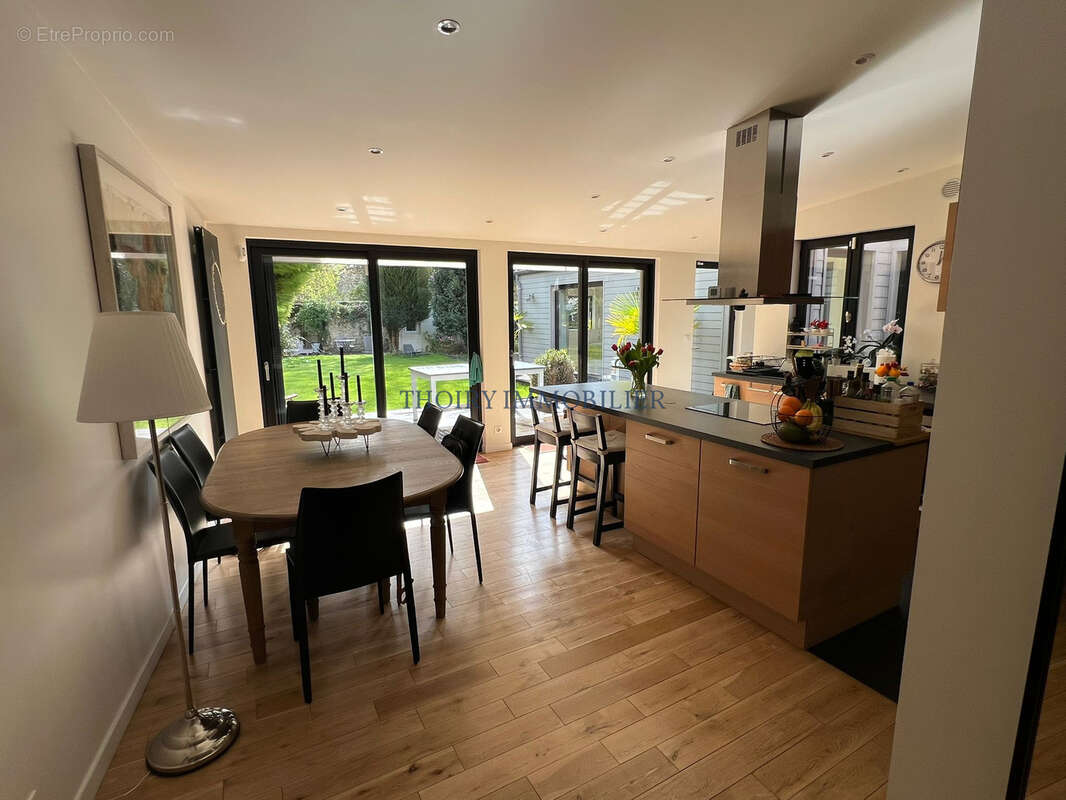 Maison à MONTFORT-L'AMAURY