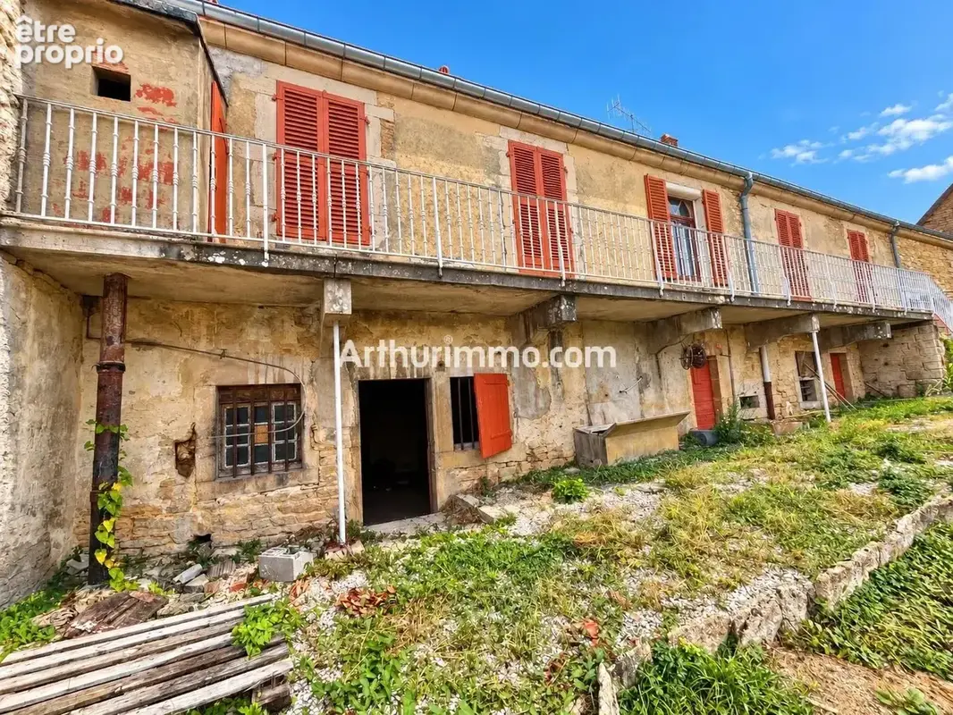 Maison en pierre avec fort potentiel, idéale investissement - photo 2