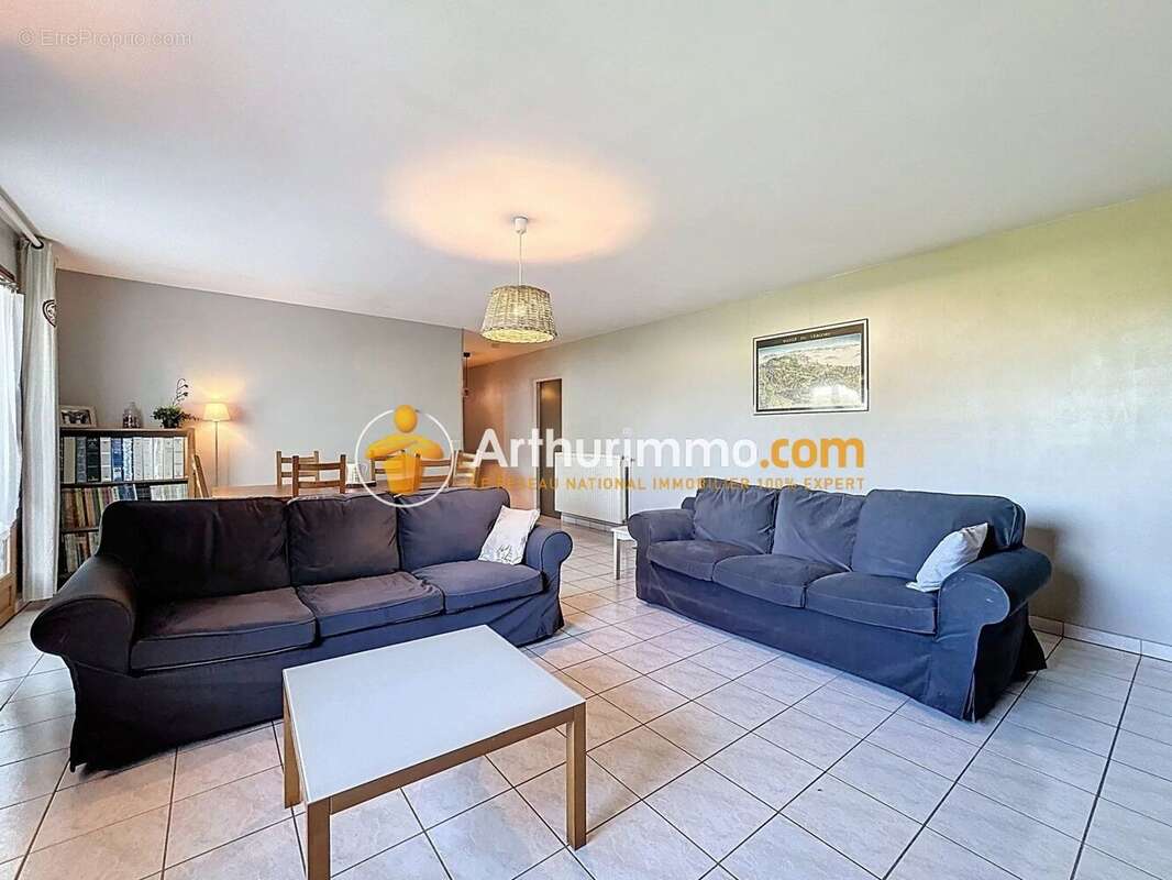 Maison à L&#039;ISLE-D&#039;ABEAU