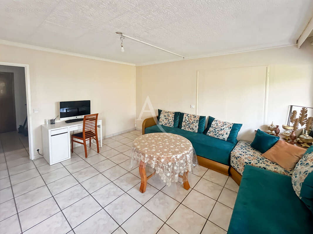 Appartement à LES MUREAUX