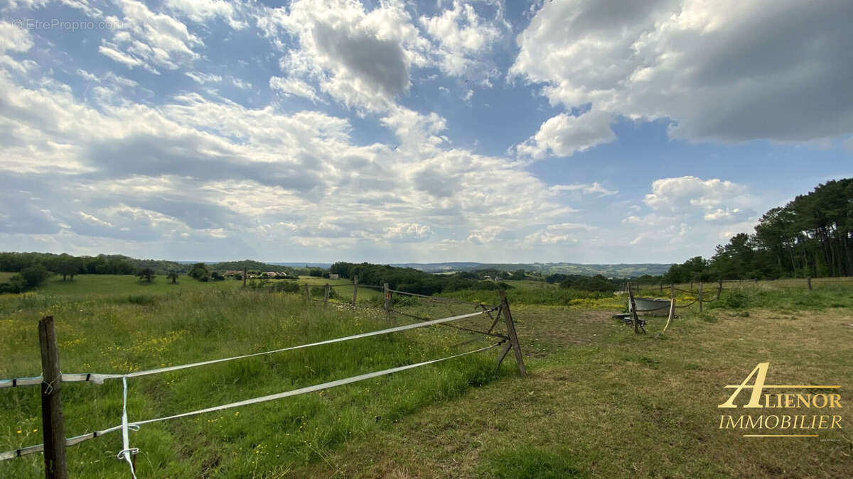 Propriété équestre d'exception sur 42 hectares - vue panoramique et tranquillité absolue! - photo 16