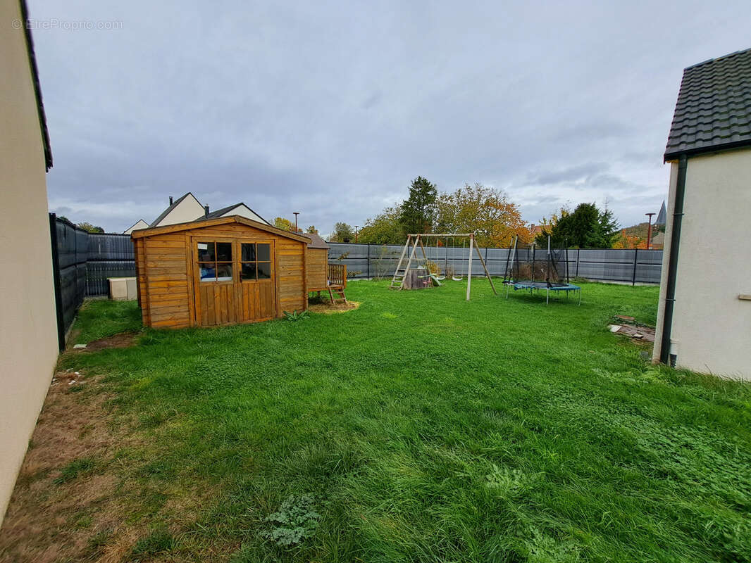 Maison à OSTRICOURT