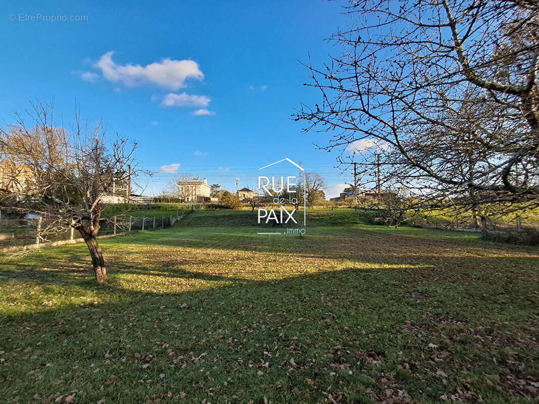 Maison à CHATELLERAULT