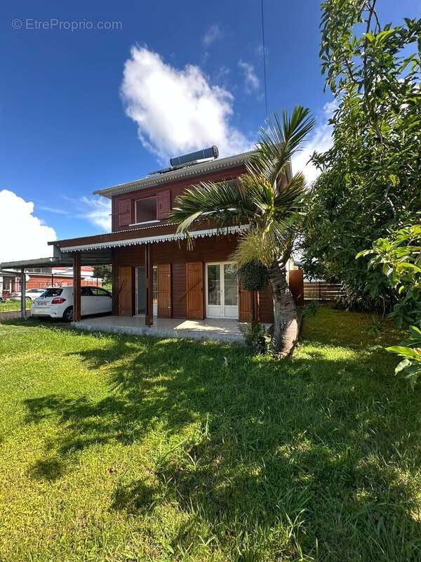 Maison à SAINTE-SUZANNE