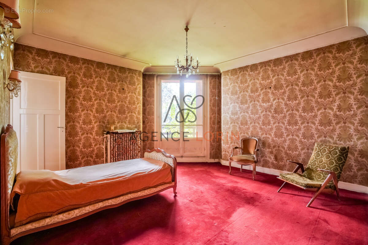 Maison à LE VESINET