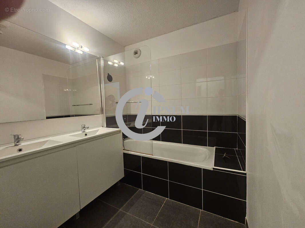 Appartement à CASTELNAU-LE-LEZ