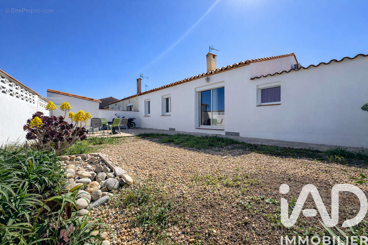 Photo 2 - Maison à SAINT-LAURENT-DE-LA-SALANQUE