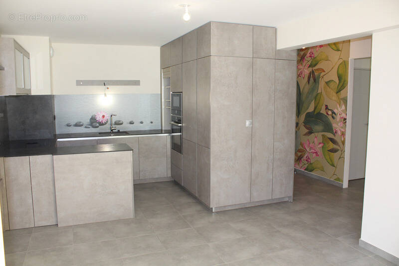 Appartement à CEYZERIAT