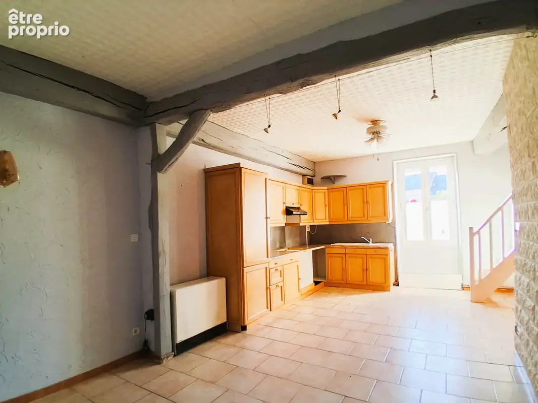 Appartement T3 avec cour privée - Quartier prisé 'En Berry' - photo 5