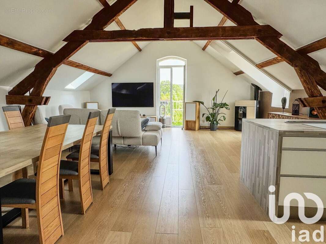 Photo 7 - Appartement à CRECY-LA-CHAPELLE