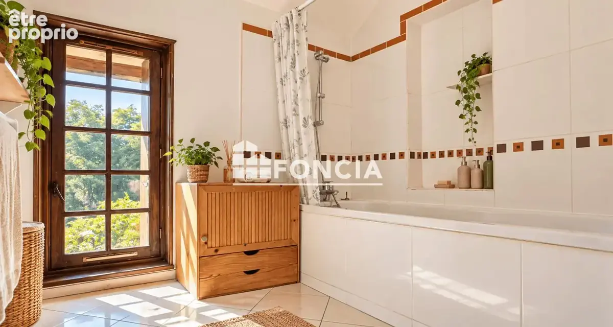 Croissy-Beaubourg centre : Maison ancienne avec jardin de 680 m², DPE C - photo 9