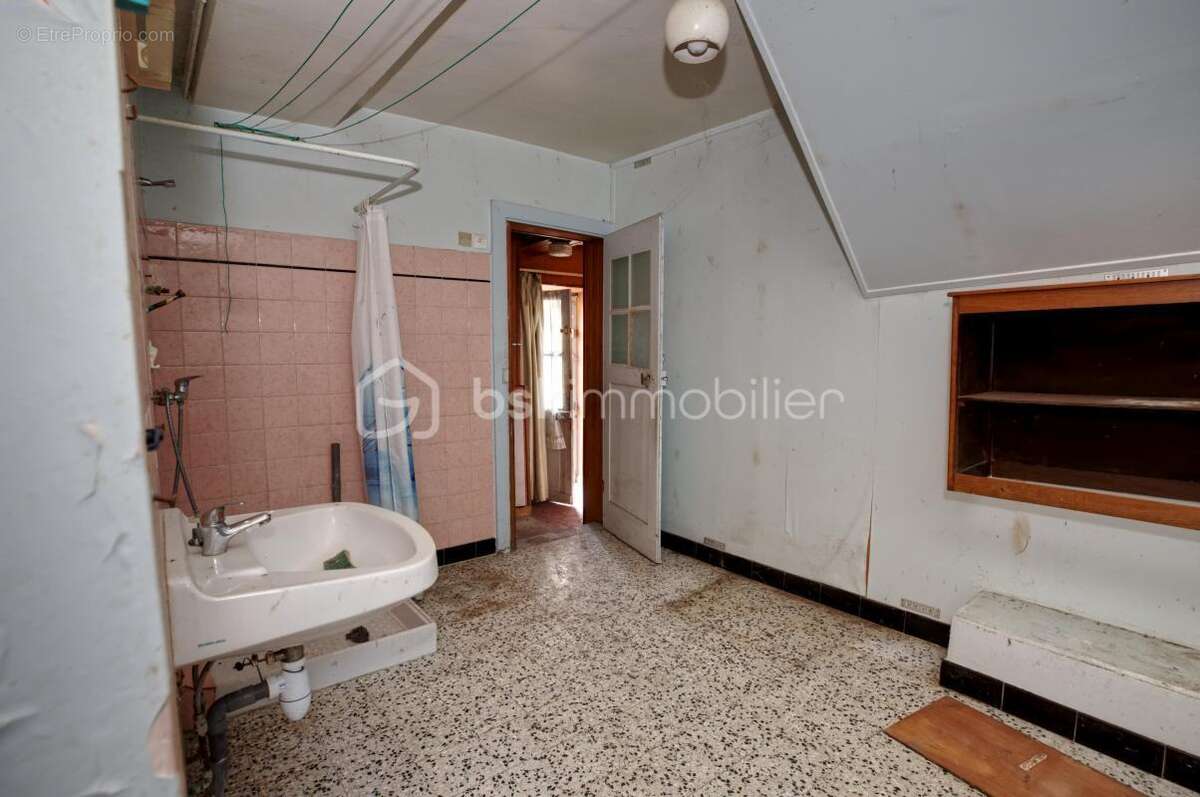 Maison à COULOMBS-EN-VALOIS