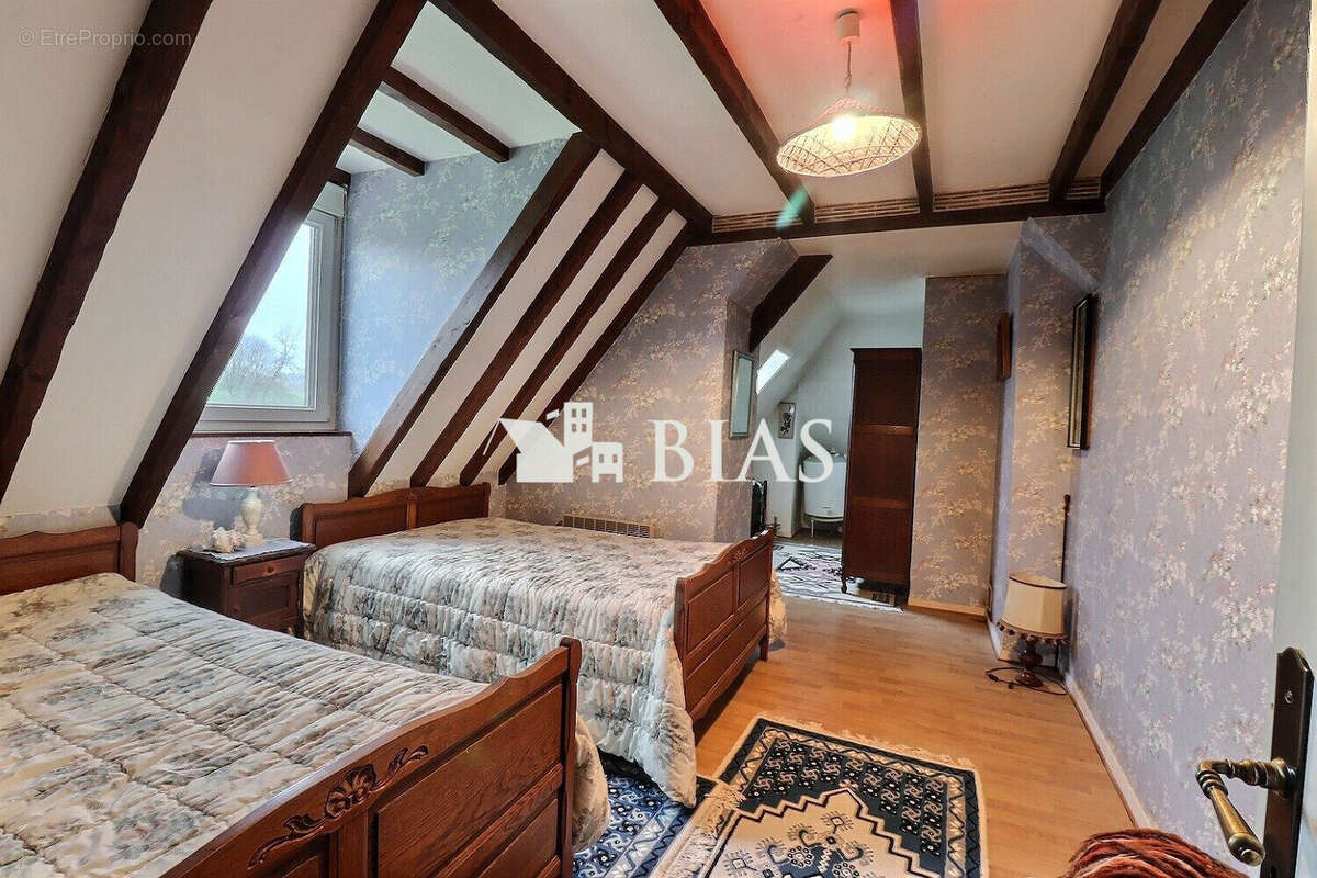 Maison à PONT-L'EVEQUE