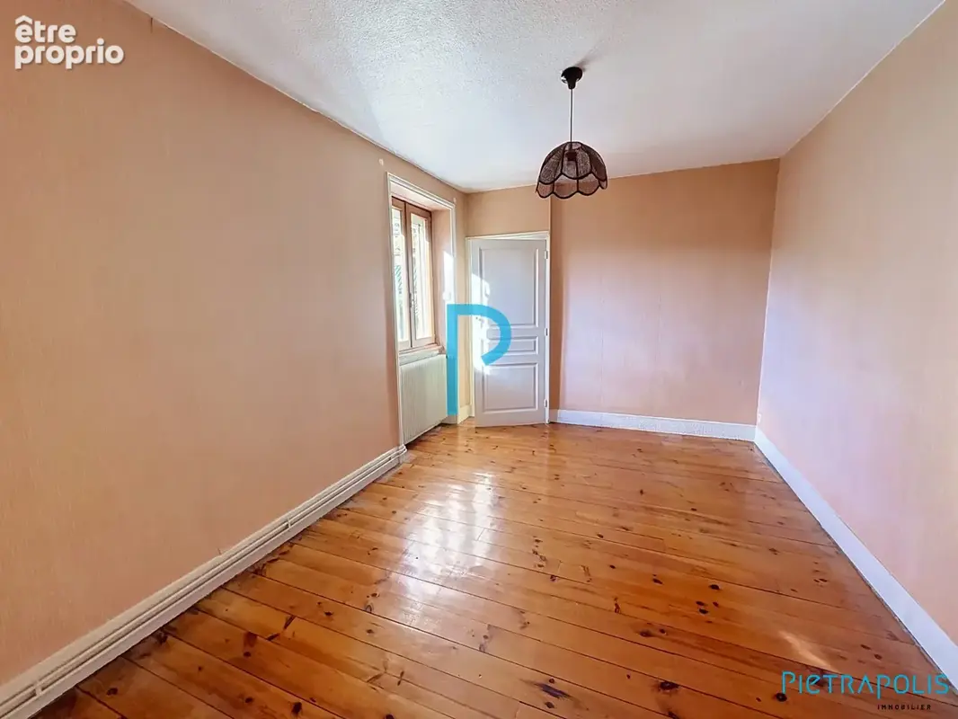 Appartement 7 pièces 97 m² à vendre à Tarare (69170) - photo 9