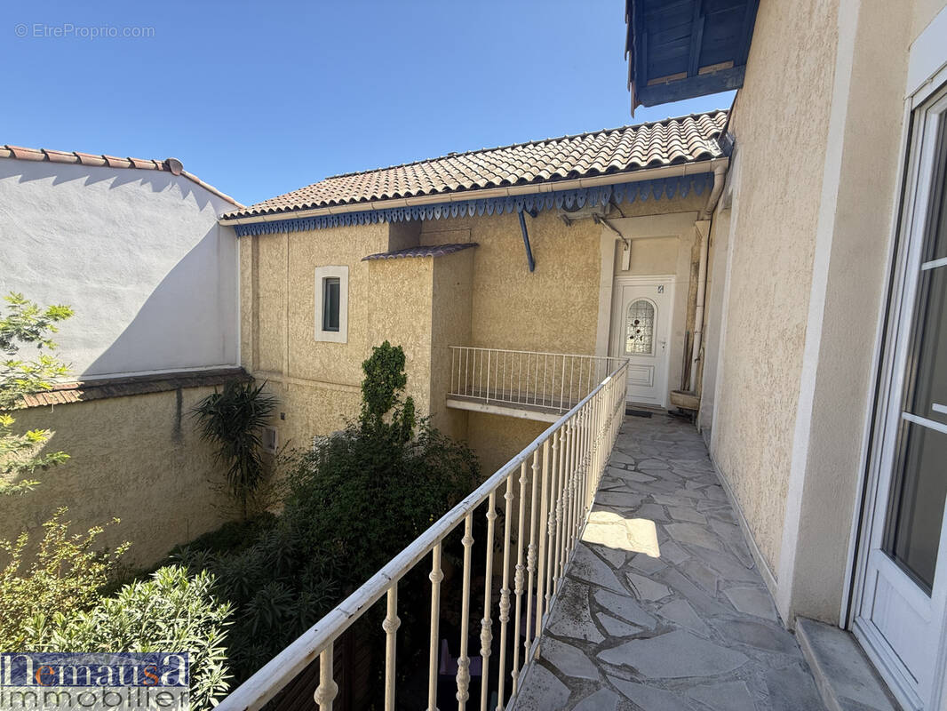 Appartement à NIMES