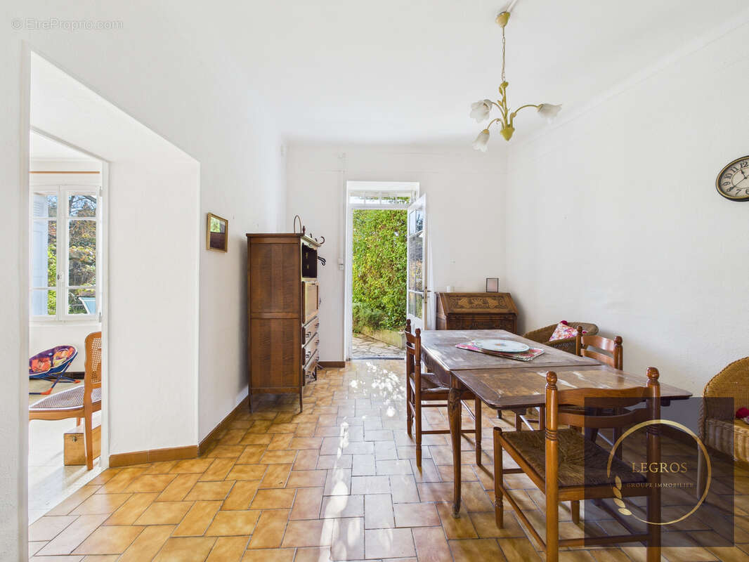 Maison à CHATEAURENARD