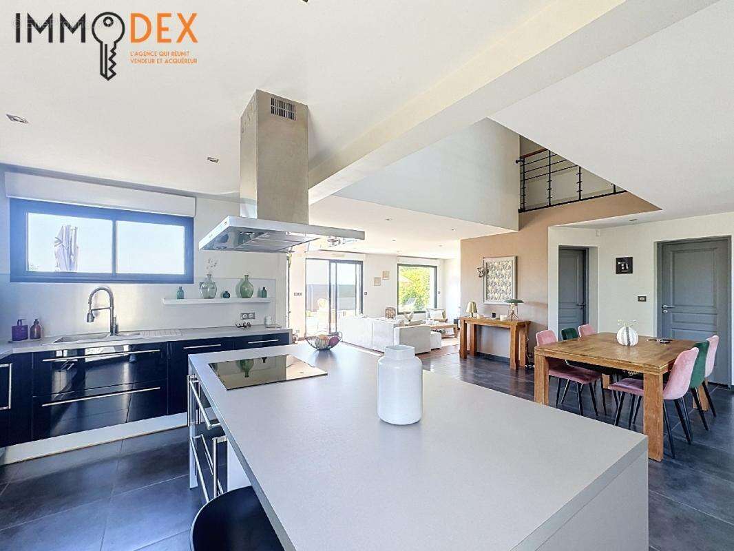 Maison 190 m² à Betheny  - photo 6