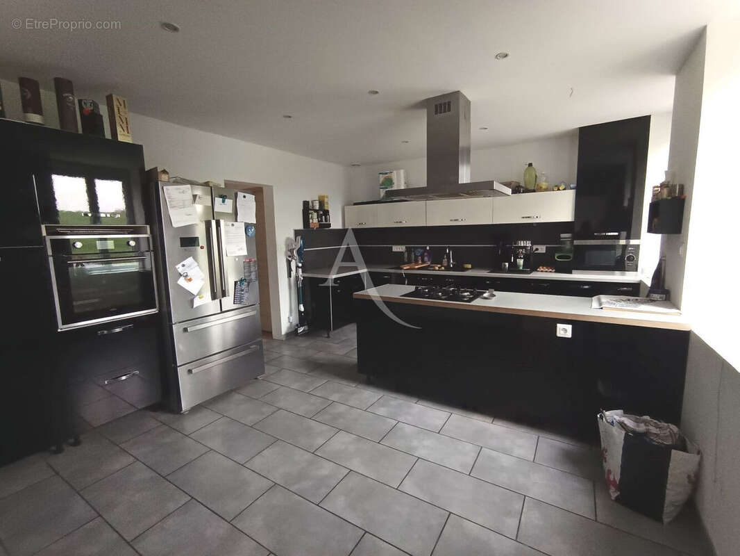 Maison à PARIGNY-LES-VAUX