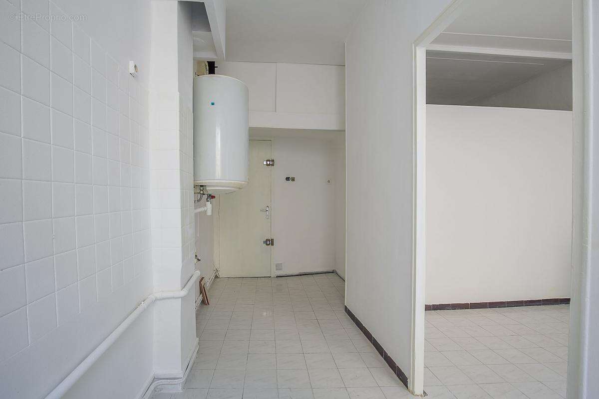 Appartement à MARSEILLE-2E