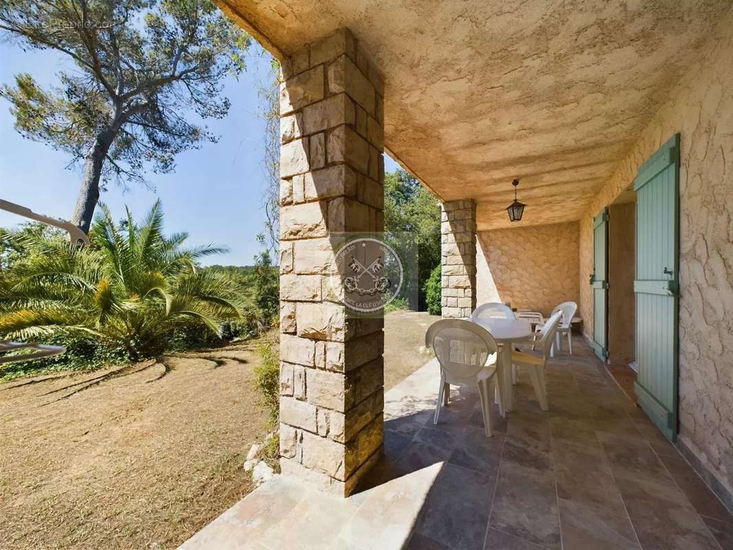 Maison à MONTAUROUX